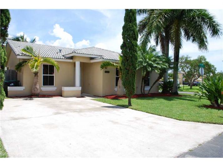 12139 SW 250 ST, Homestead, FL 33032