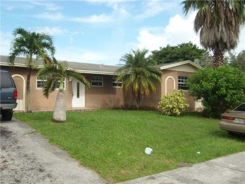 30021 SW 146 AV, Homestead, FL 33033