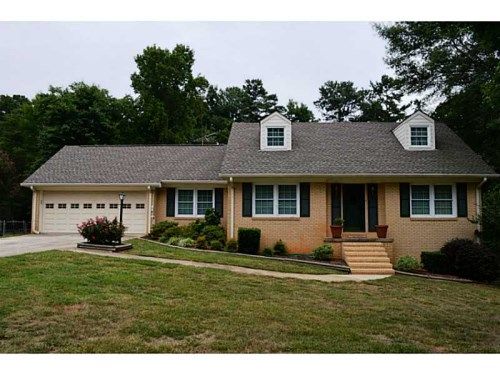 2380 Cambridge Street, Snellville, GA 30078