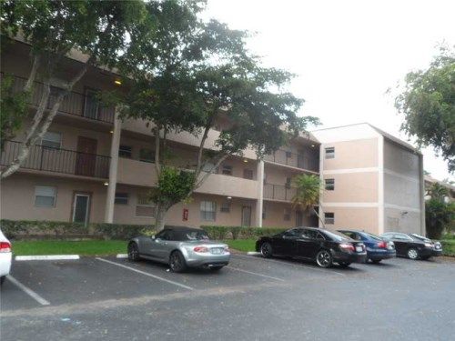 8411 LAGOS DE CAMPO BL # 101U, Fort Lauderdale, FL 33321