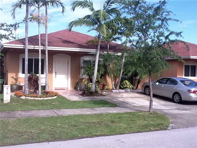 208 SW 15 PL, Homestead, FL 33030