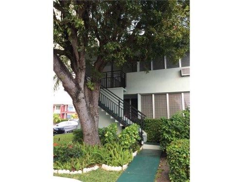 1080 98 ST # 6, Miami Beach, FL 33154