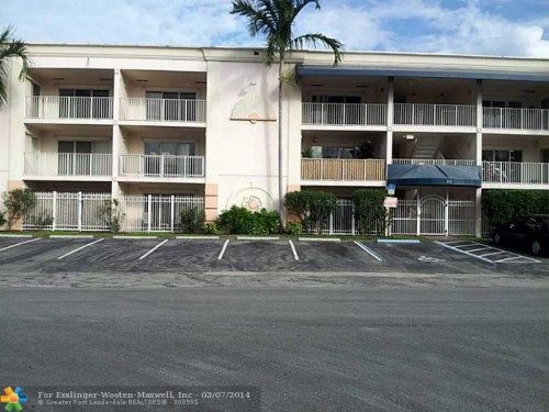 32 NE 22ND AVE # 202, Pompano Beach, FL 33062