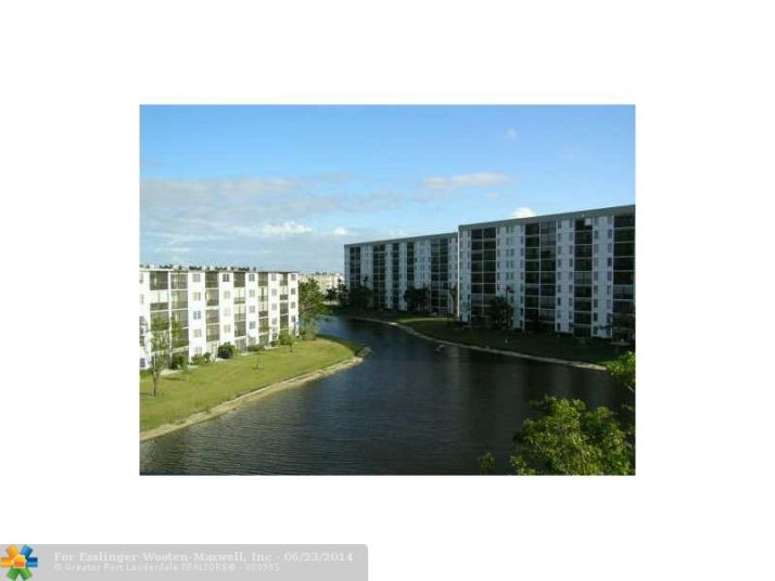 2228 N CYPRESS BEND DR # 405, Pompano Beach, FL 33069