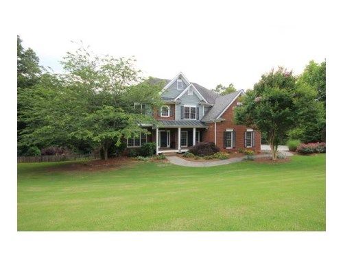 322 Oak Forest Drive, Dawsonville, GA 30534