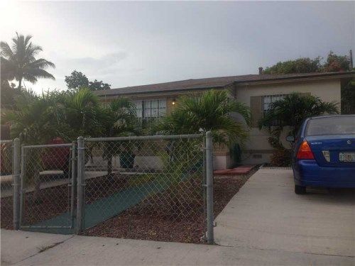 581 E 37 ST, Hialeah, FL 33013