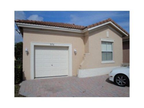 976 NE 37 PL, Homestead, FL 33033