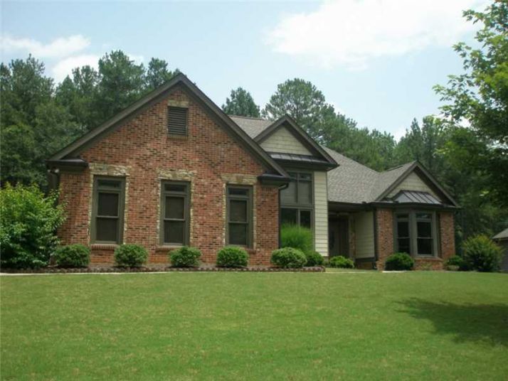 1232 Fairwinds Drive, Loganville, GA 30052