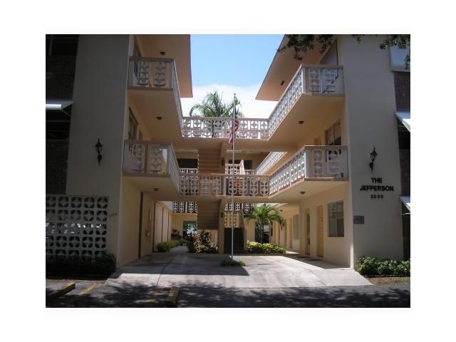 2005 JEFFERSON ST # 205, Hollywood, FL 33020