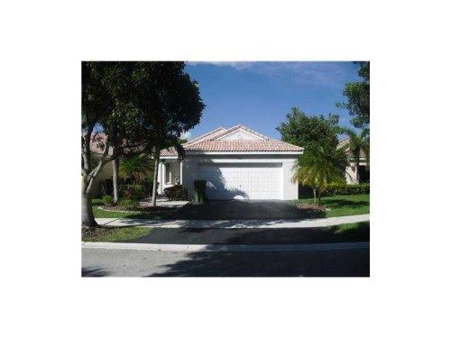 4454 BLOSSOM LN, Fort Lauderdale, FL 33331