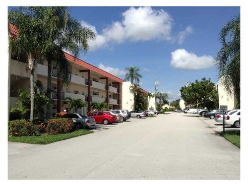 8960 S HOLLYBROOK BL # 310, Hollywood, FL 33025