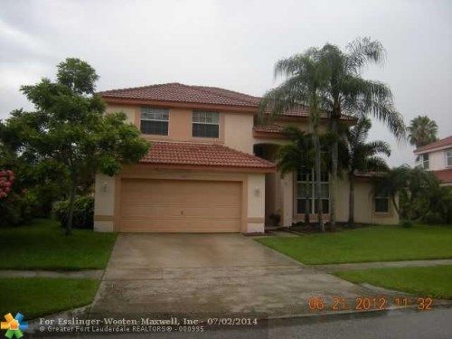 720 NW 177TH AVE, Hollywood, FL 33029