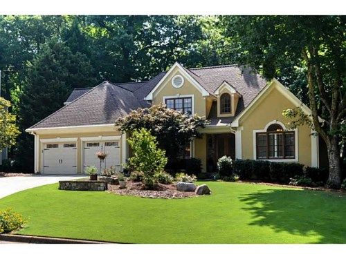 10185 Groomsbridge Road, Alpharetta, GA 30022