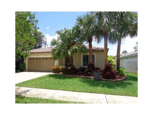 233 SW 179 AV, Hollywood, FL 33029