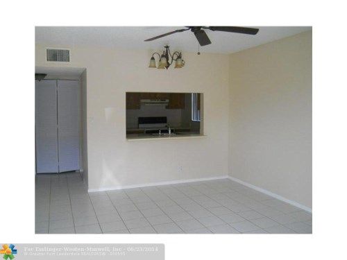 10057 WINDING LAKE RD # 102, Fort Lauderdale, FL 33351