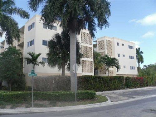 10001 W BAY HARBOR DR # 304, Miami Beach, FL 33154