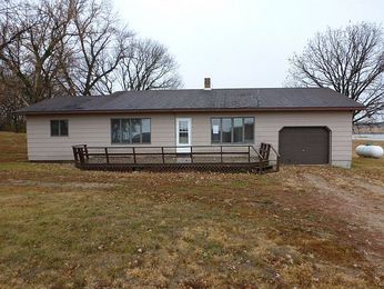 23598 County Road 1 NW, Sunburg, MN 56289