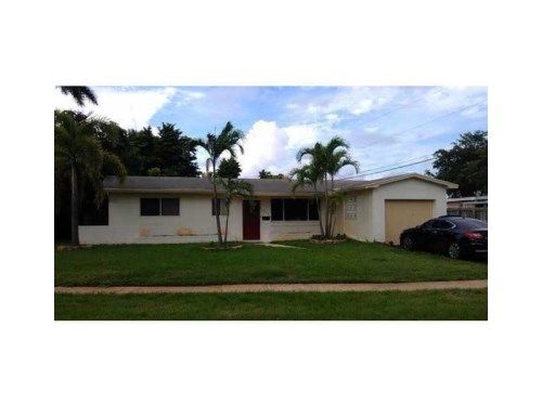 6440 SW 3RD CT, Hollywood, FL 33023