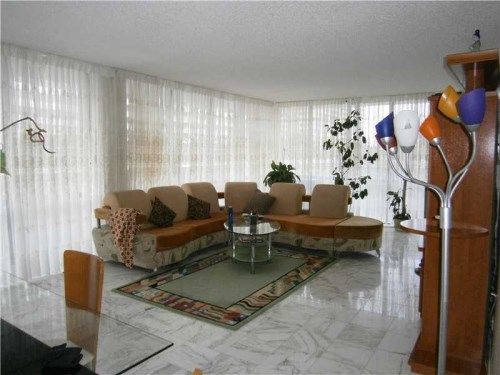 2017 S OCEAN DR # 201, Hallandale, FL 33009