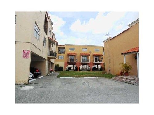 1305 W 53 ST # 402, Hialeah, FL 33012