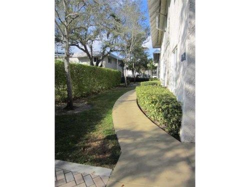 8607 SW 68 CT # 7, Miami, FL 33143