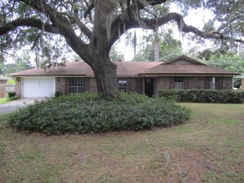 4 Austin Dr, Savannah, GA 31419