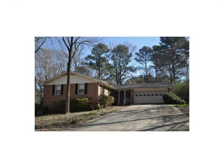 1304 Elk Terrace Terrace Sw, Lilburn, GA 30047