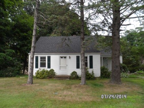 519 Boston Post Rd, Waterford, CT 06385