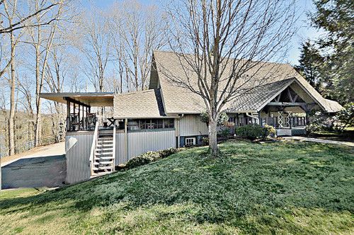 136 Blackburn Lane, Lenoir City, TN 37771