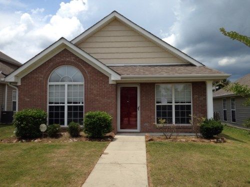 205 Village Drive, Calera, AL 35040