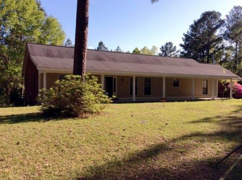 14 County Line RD, Richton, MS 39476