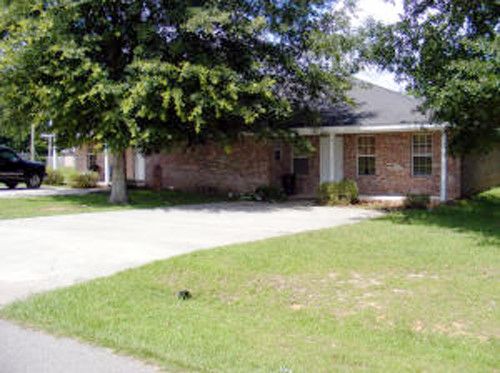 1104-1106 Howell Rd, Purvis, MS 39475