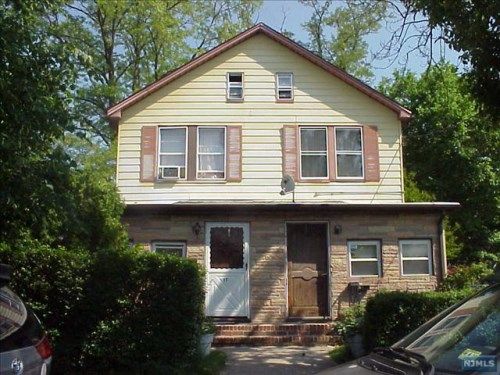 17 -19 Intervale  Road, Teaneck, NJ 07666