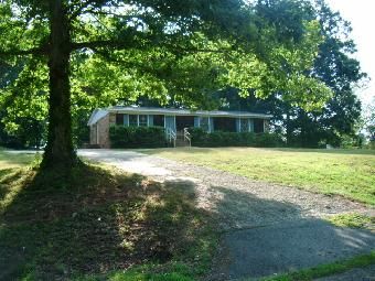 367 Lincolnview Rd, Lincolnton, NC 28092