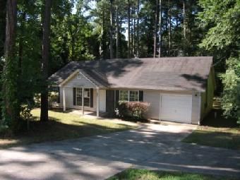 2471 Lake Harbin Rd, Morrow, GA 30260