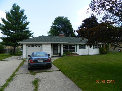 2674 Hemmeter Rd, Saginaw, MI 48603