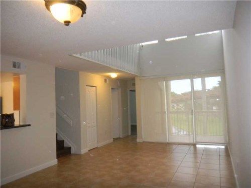 9729 NW 49 TERR # 413, Miami, FL 33178