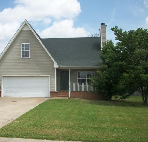 2818 Windemere Dr, Murfreesboro, TN 37128