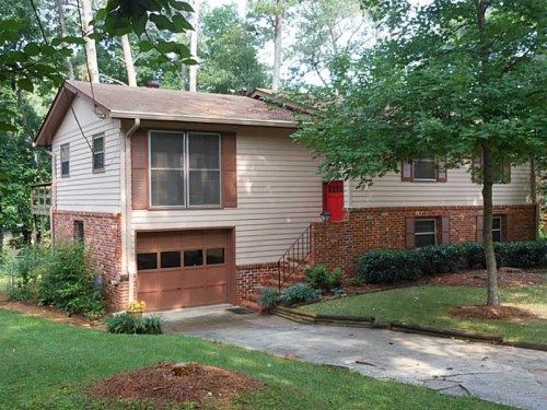 1528 Edinburgh Drive, Tucker, GA 30084