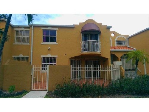 325 NW 84 CT # 806, Miami, FL 33126