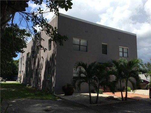 2500 192 ST # 8, Miami, FL 33180