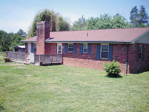 128 County Road 682, Riceville, TN 37370