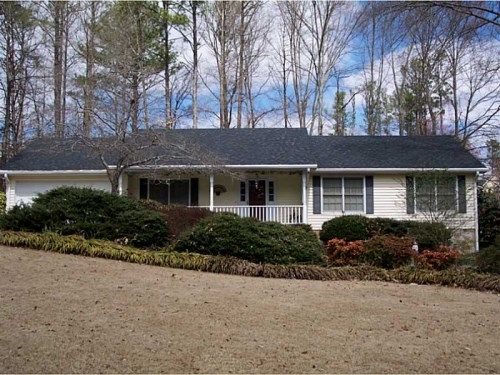 69 Farmington Drive, Woodstock, GA 30188