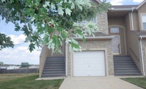 441 Woodson Ln, Gardner, KS 66030