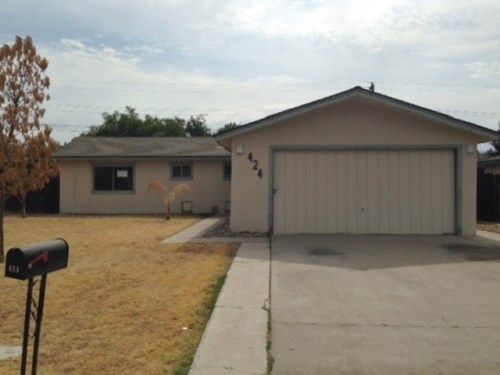 424 Vine Street, Lemoore, CA 93245