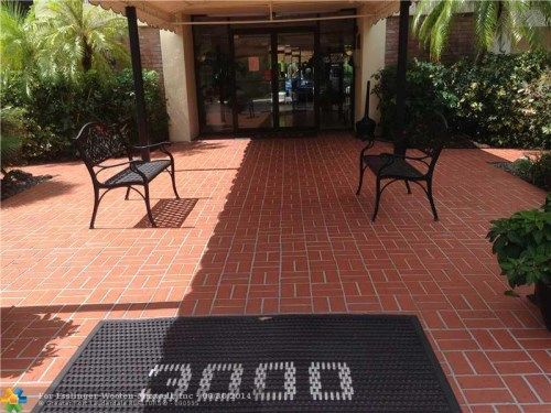 3000 N Palm Aire Dr # 203, Pompano Beach, FL 33069