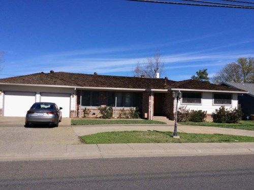 920 W A St, Dixon, CA 95620