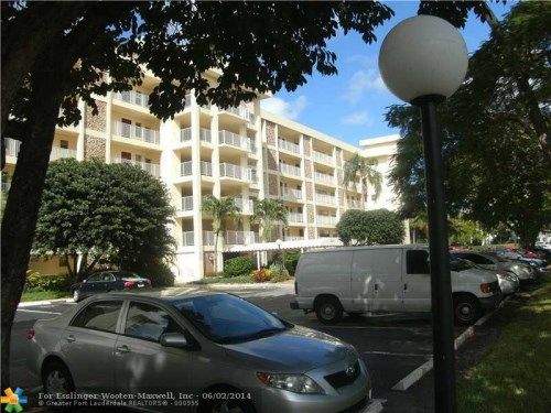 2801 N Palm Aire Dr # 110, Pompano Beach, FL 33069