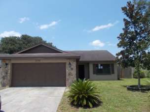 2714 Wilder Park Dr, Plant City, FL 33566