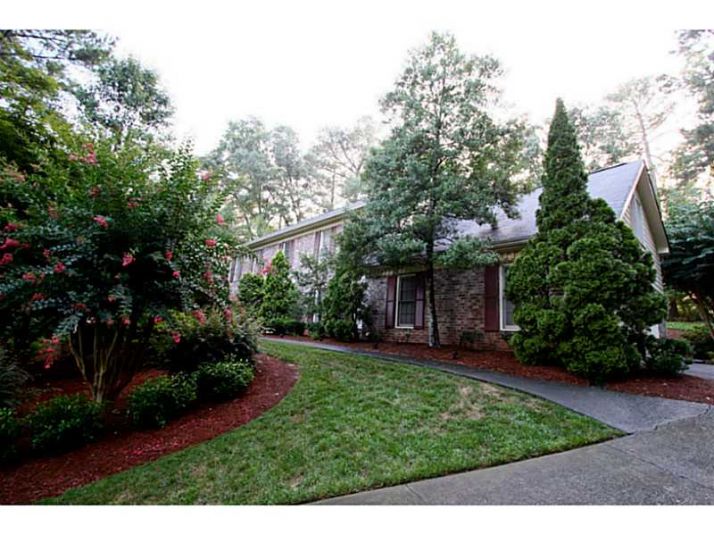 4087 Chadds Crossing, Marietta, GA 30062